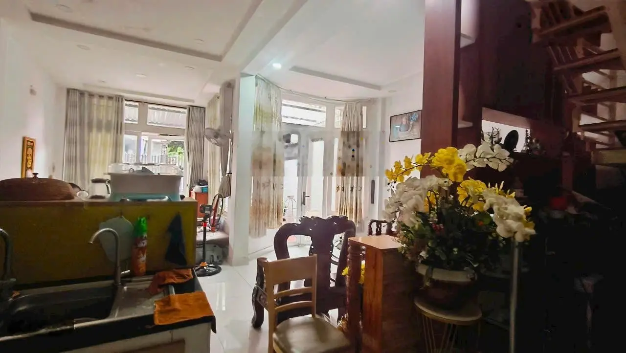 Nhà đẹp 2 tầng ô tô đậu đỗ gara tại gia - hxh 6m - 83m giá chỉ 7.2 tl - khu phân lô an ninh