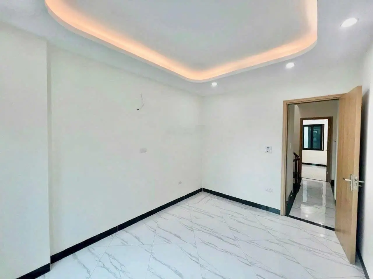 Hot! Nhà Yên Nghĩa trong đê dân xây bán. Giá nhỉnh 2,9x tỷ - sát trục chính ô tô đi chỉ 10m