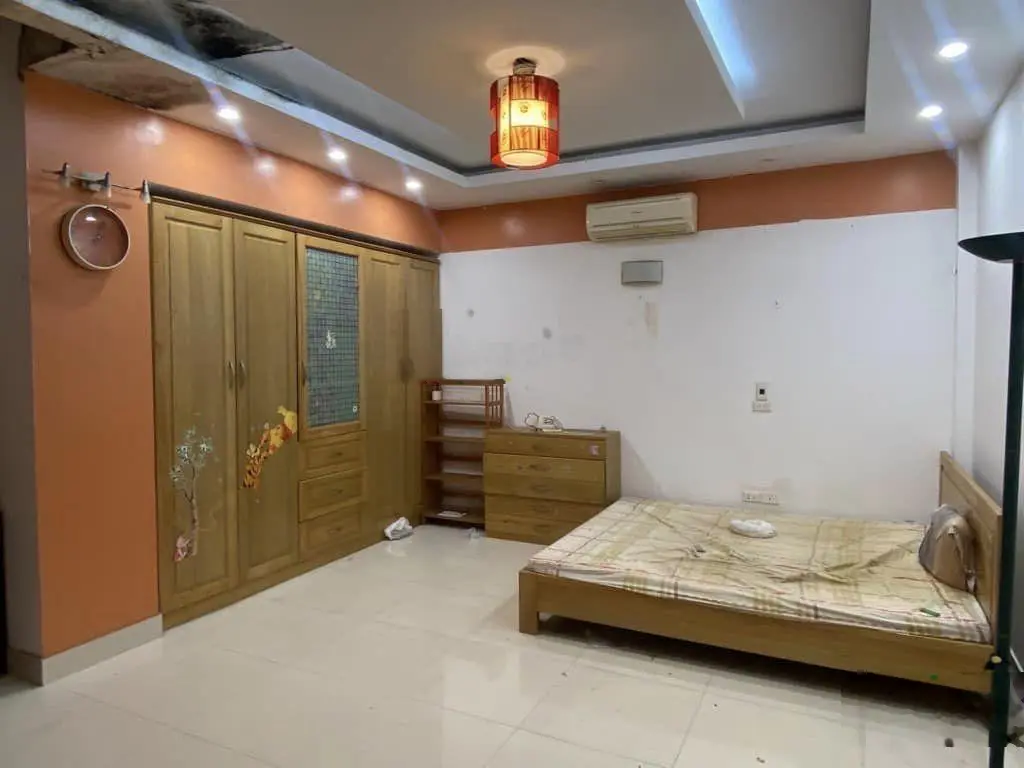 Toà building lô góc mặt phố bờ kênh - kim chung - kinh doanh sầm uất - đường 20m vỉa hè- thang máy