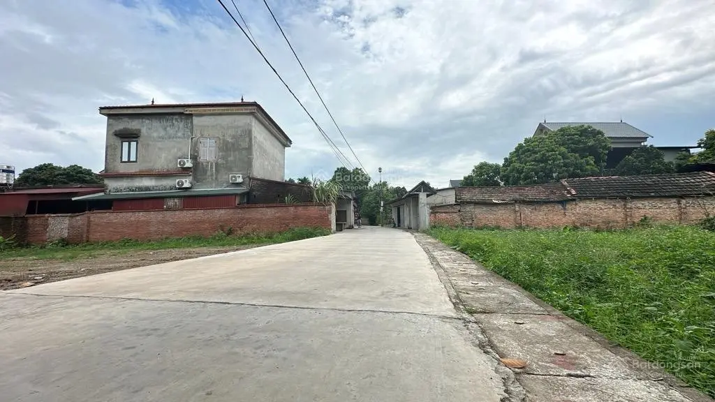 Bán đất Lô Góc-Ô tô Tải Tránh-343m- giá 4,8 tỷ VND tại Xã Minh Trí, Sóc Sơn, Hà Nội