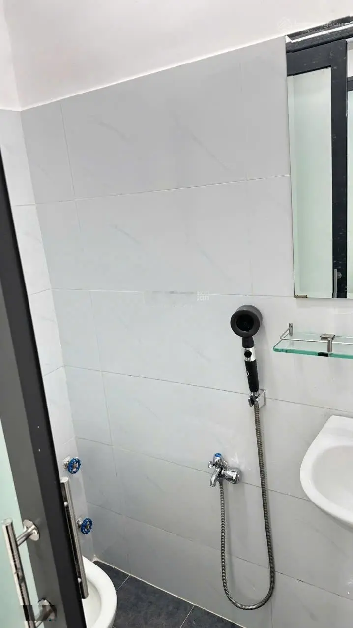 Bán nhà đường số 28 nhà 2PN, 2WC giá 1,79 tỷ