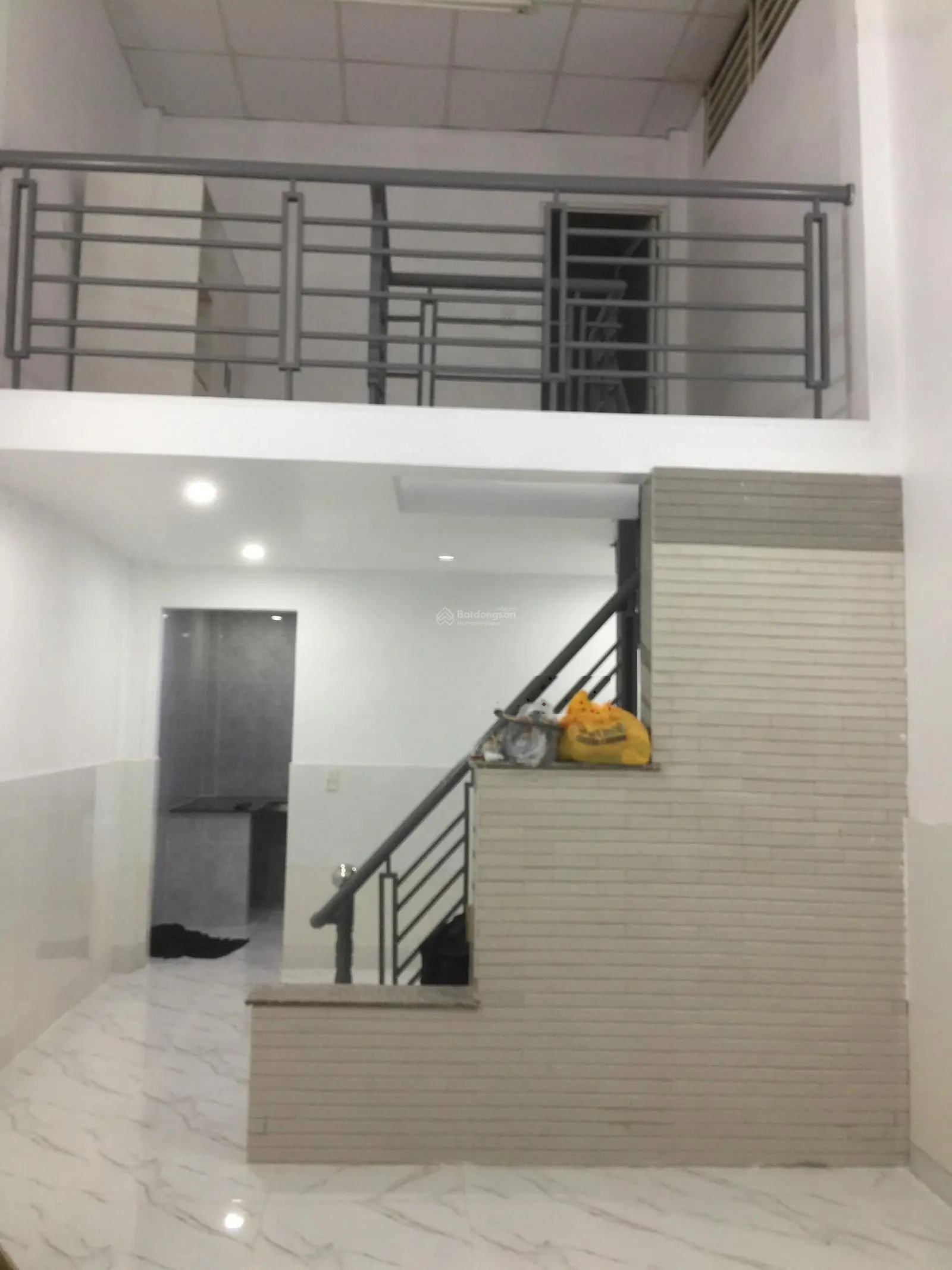 Chính chủ bán nhà DT:3,5x10 giá 3 tỷ 5 , Sổ hồng , trệt 1 lửng ,HBC,TĐ,:0908 284 ***-098016419