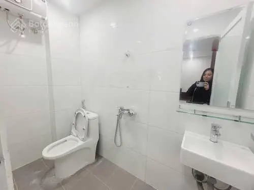 Bán nhà văn chương 4 tầng, 40m2 giá 4.8 tỷ. Sổ đỏ