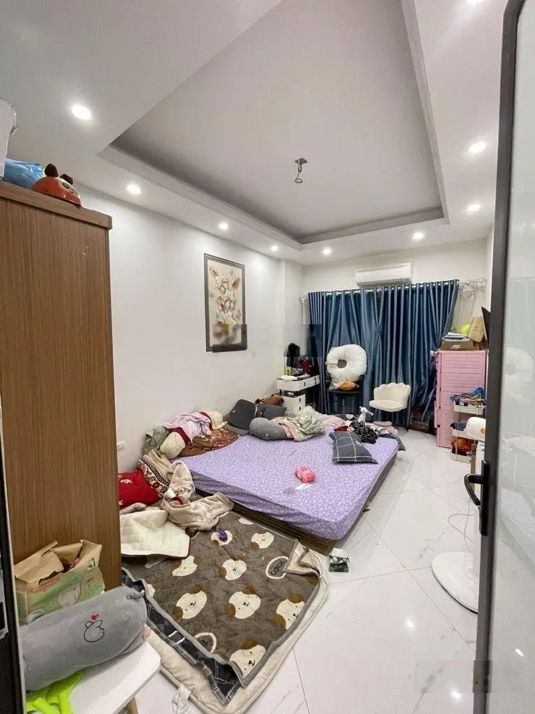 Nhà đẹp khu Đền lừ, Hoàng Mai, 43m2, 5PN, trước nhà rộng 10m, chỉ hơn 6 tỷ