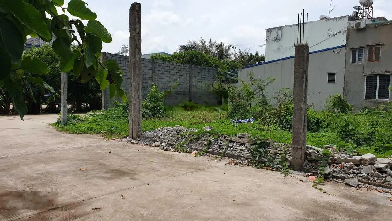 Bán 03 lô DT: 5,5m x 17m hẻm ngắn đường Lê Thị Kim gần trường TH VS THCS Nguyễn Hồng Đào