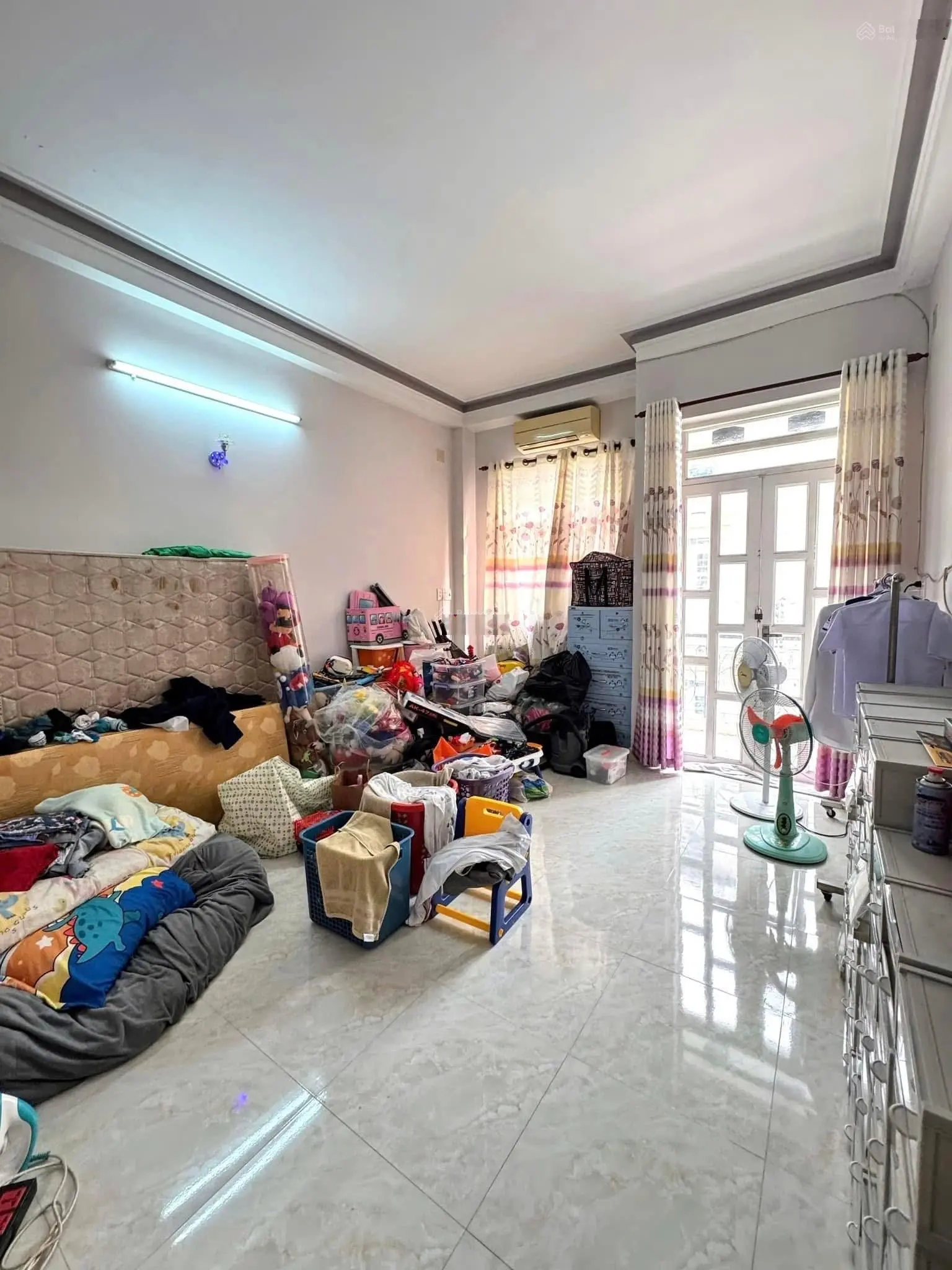 Nhà đường HƯƠNG LỘ 2 [4x15, 3lầu, 4pn, 3toilet] 5,6tỷ TL