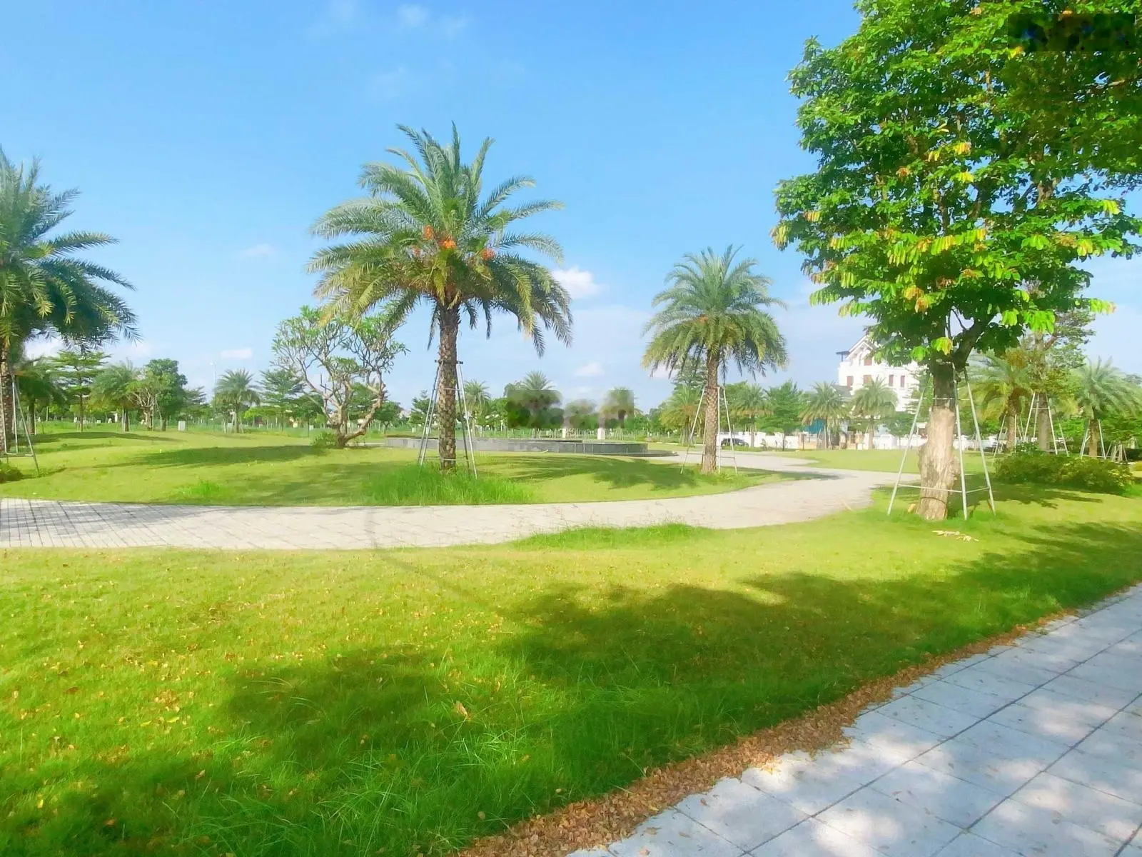 Tôi CC cần bán lô đất biệt thự view hồ và công viên Đại Lộc II Quang Giáp, Phú Quý Golden Land