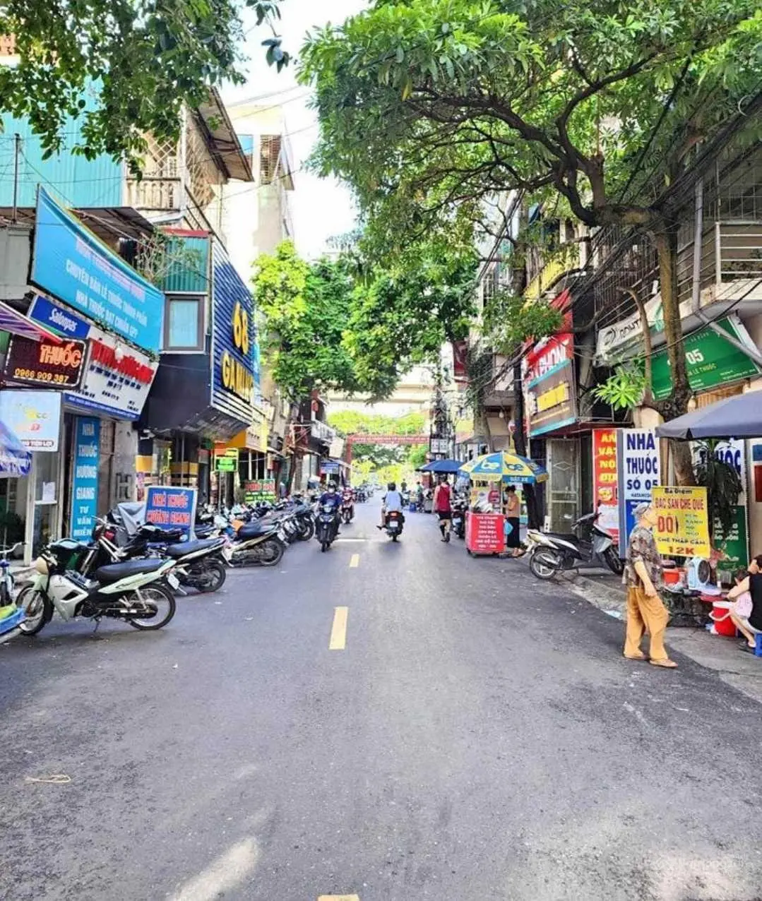 Mặt phố cổ Bà Triệu, Hà Đông. Vỉa hè, Ôtô tránh. Kinh Doanh sầm uất. 60m2 mt 5.8m nhỉnh 14tỷ.