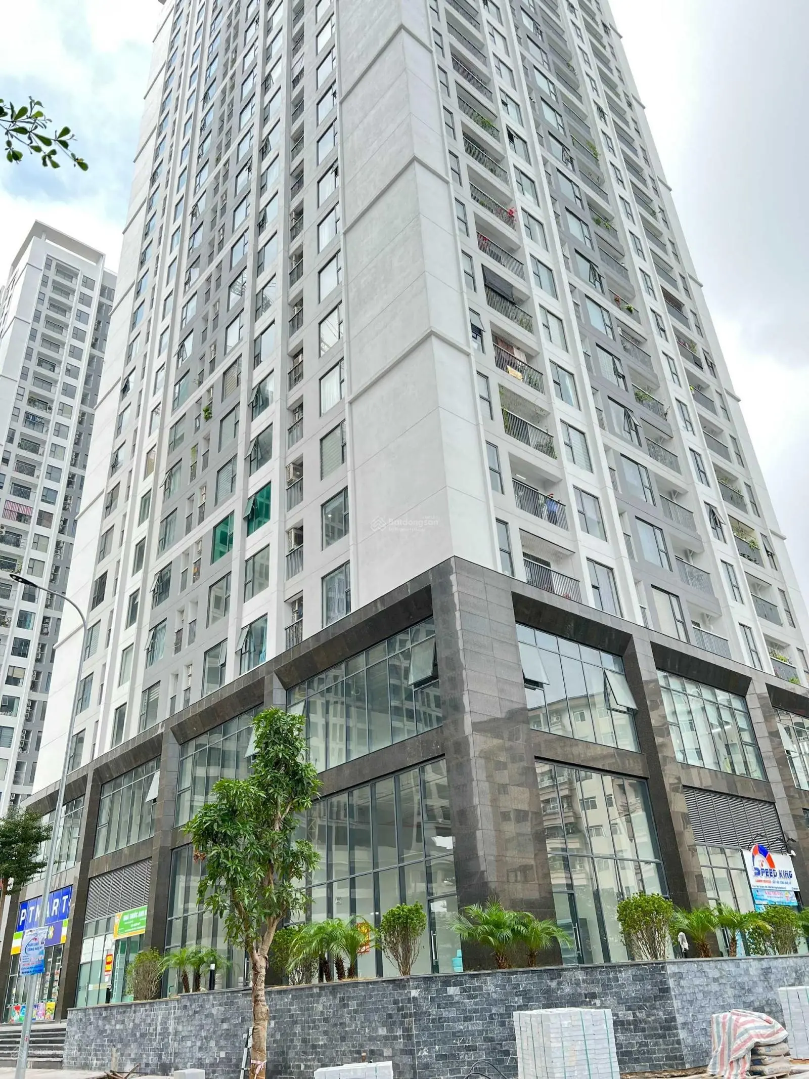 E Huy PKD Chủ Đầu Tư bán căn đẹp nhất Rose Town, căn 2PN chỉ 3.4 tỷ 79m2