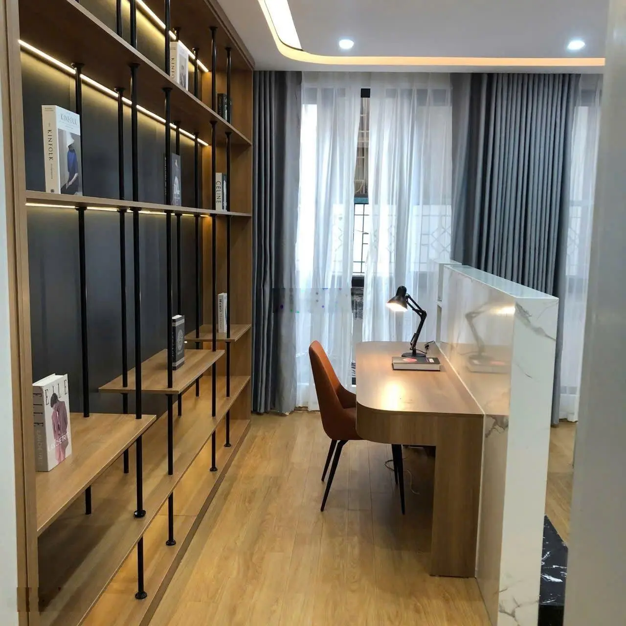 Nhà mặt ngõ thông 8.6 tỷ, DT sổ 37m2, MT 5m, 4 ngủ, 20m ra mặt phố Lê Hồng Phong, cạnh Chợ Hà Đông