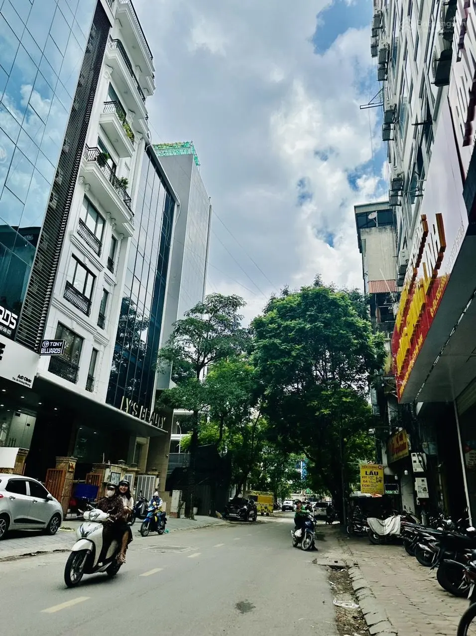 Bán gấp tòa VP Trần Thái Tông 95m2, mặt tiền 7.5m, 6 tầng nổi 1 hầm, thang máy, vỉa hè 45.5 tỷ TL
