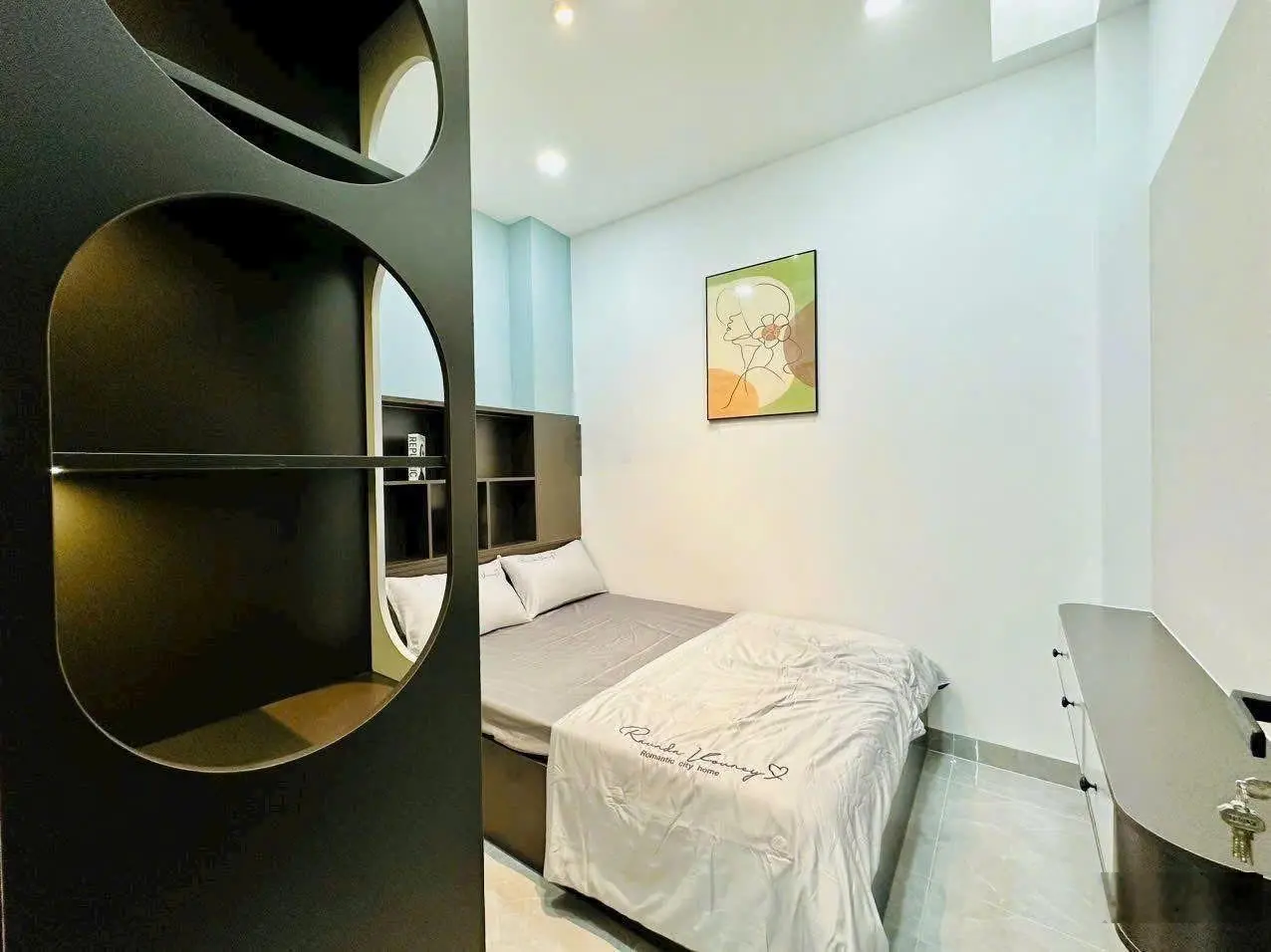 Bán nhà Phạm Văn Bạch, Tân Bình, 51.2m2 (3.2x16m), gần chợ, sân bay, SHR, HXH, Thái 0947489255