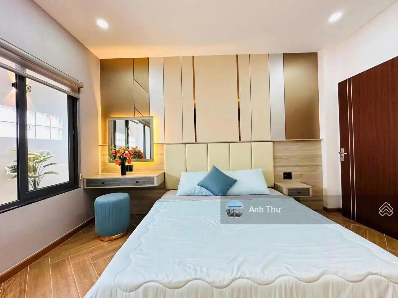Chủ cần vốn 3 tỷ 990 bán gấp căn 64.7m2 Võ Văn Tần, Q3 - Gần chợ Bàn Cờ. Hẻm 6m, xây 1 trệt - 4 lầu