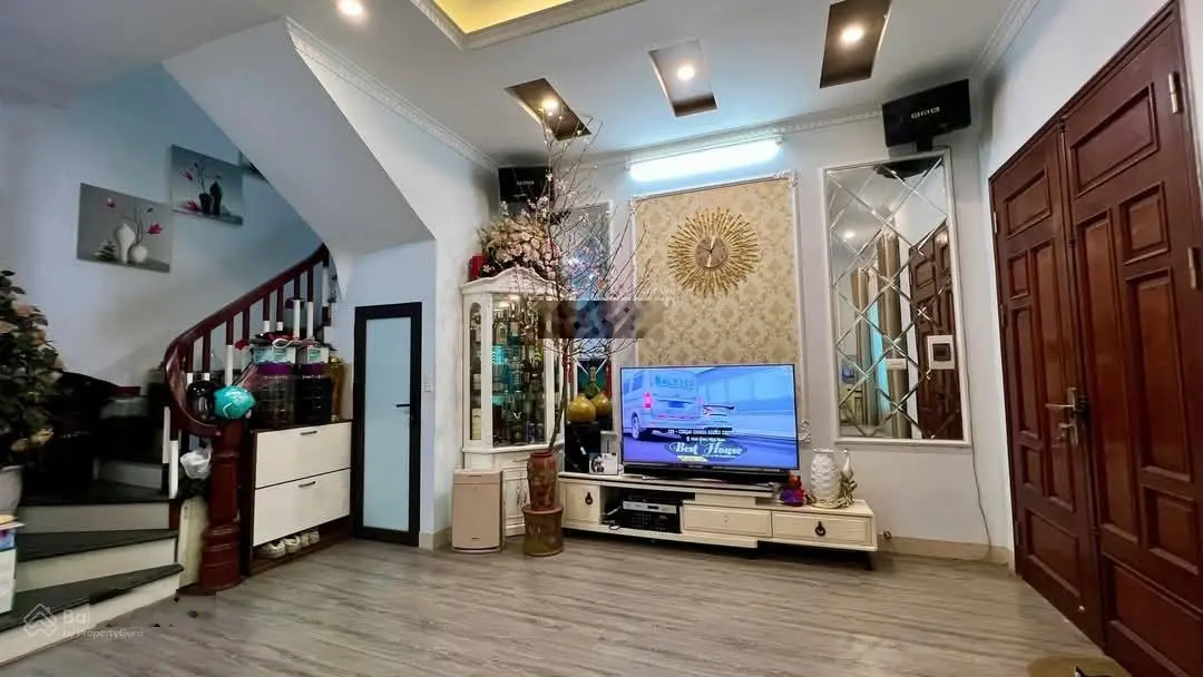 Bán nhà phạm văn đồng. 36m2 t2. 6 tầng, lô góc. gần phố, gần ô tô tránh. giá 7.7 tỷ