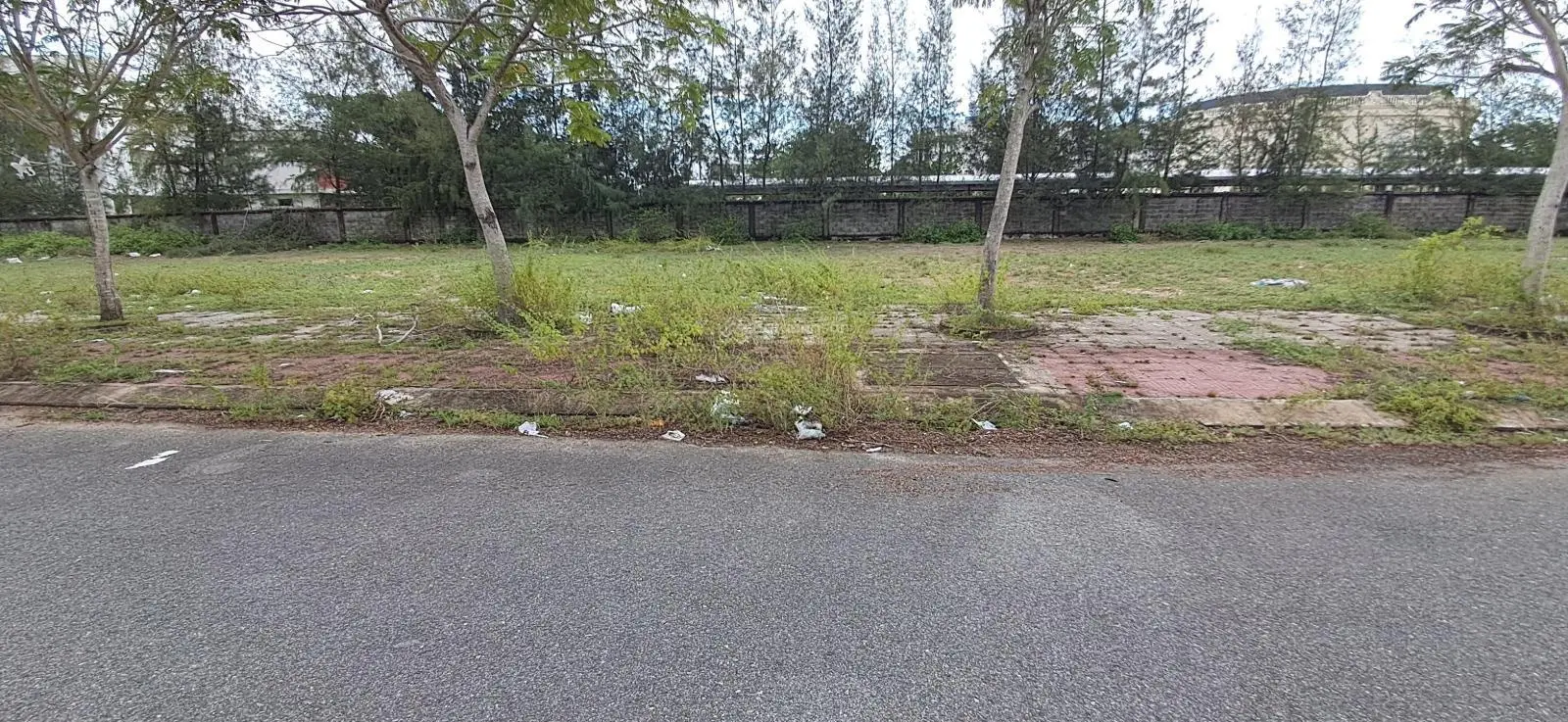 Bán đất mặt tiền đường Lê Đức Thọ đấu lưng trường đại học Y giá chỉ 2.45 tỷ 121m2