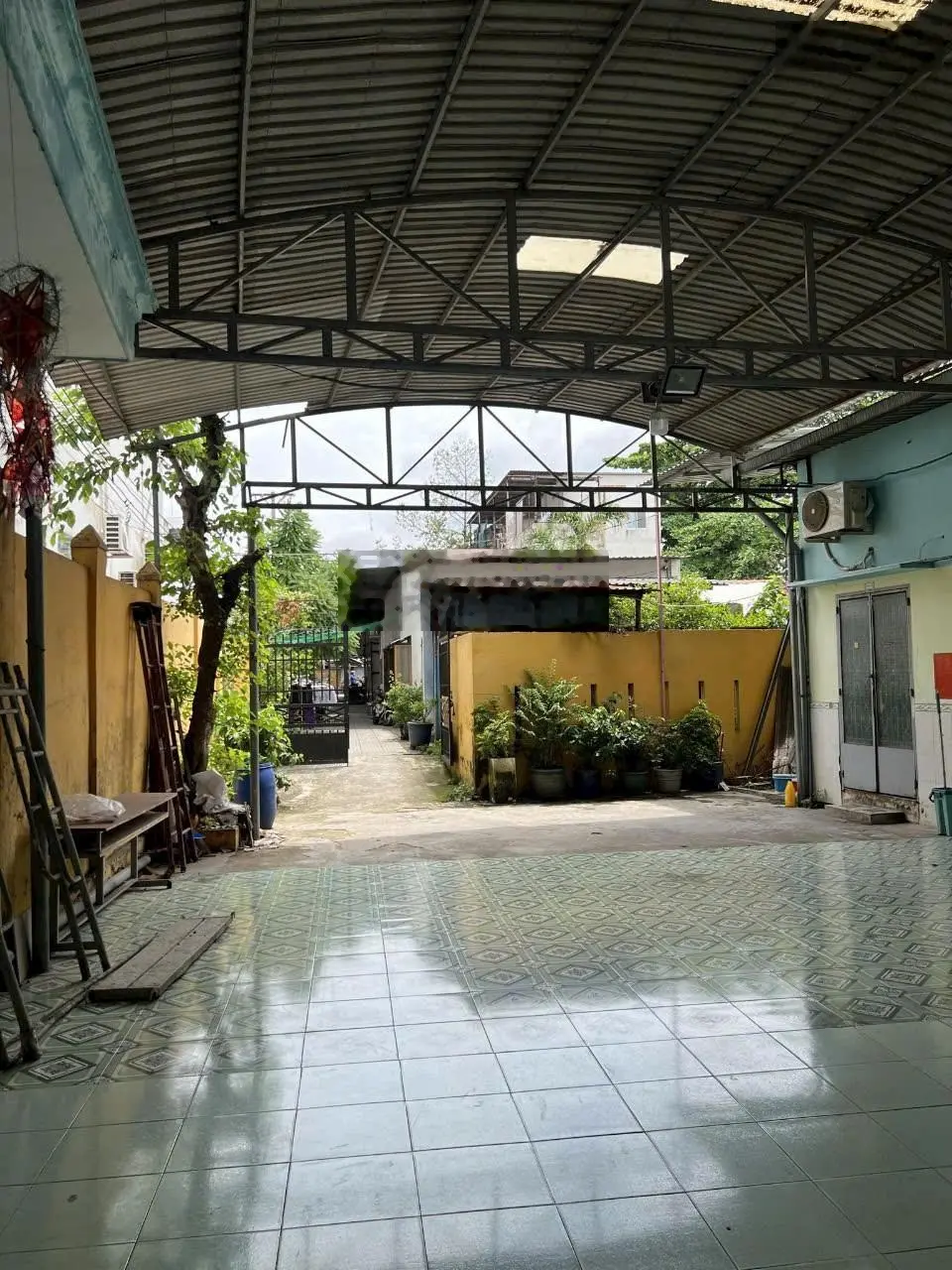 Bán nhà mặt phố Nguyễn An Ninh, Dĩ An, Bình Dương, giá 23,8 tỷ, 680m2 view đẹp