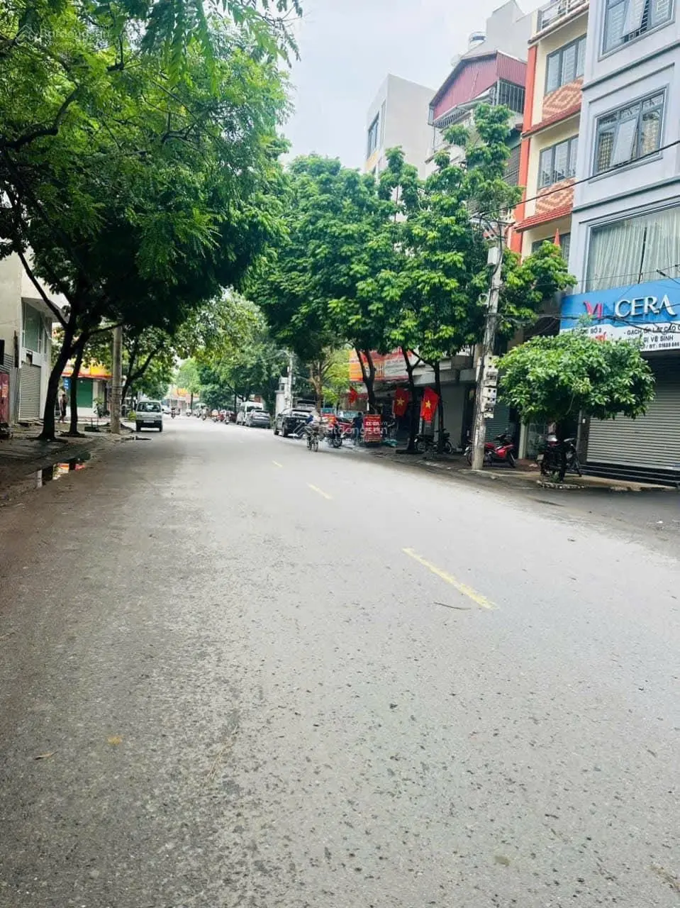 Bán đất mặt phố Bà Triệu, Hà Đông 60m2, mt5, kinh doanh vô địch, vị trí vip, xây 7 tầng thang máy