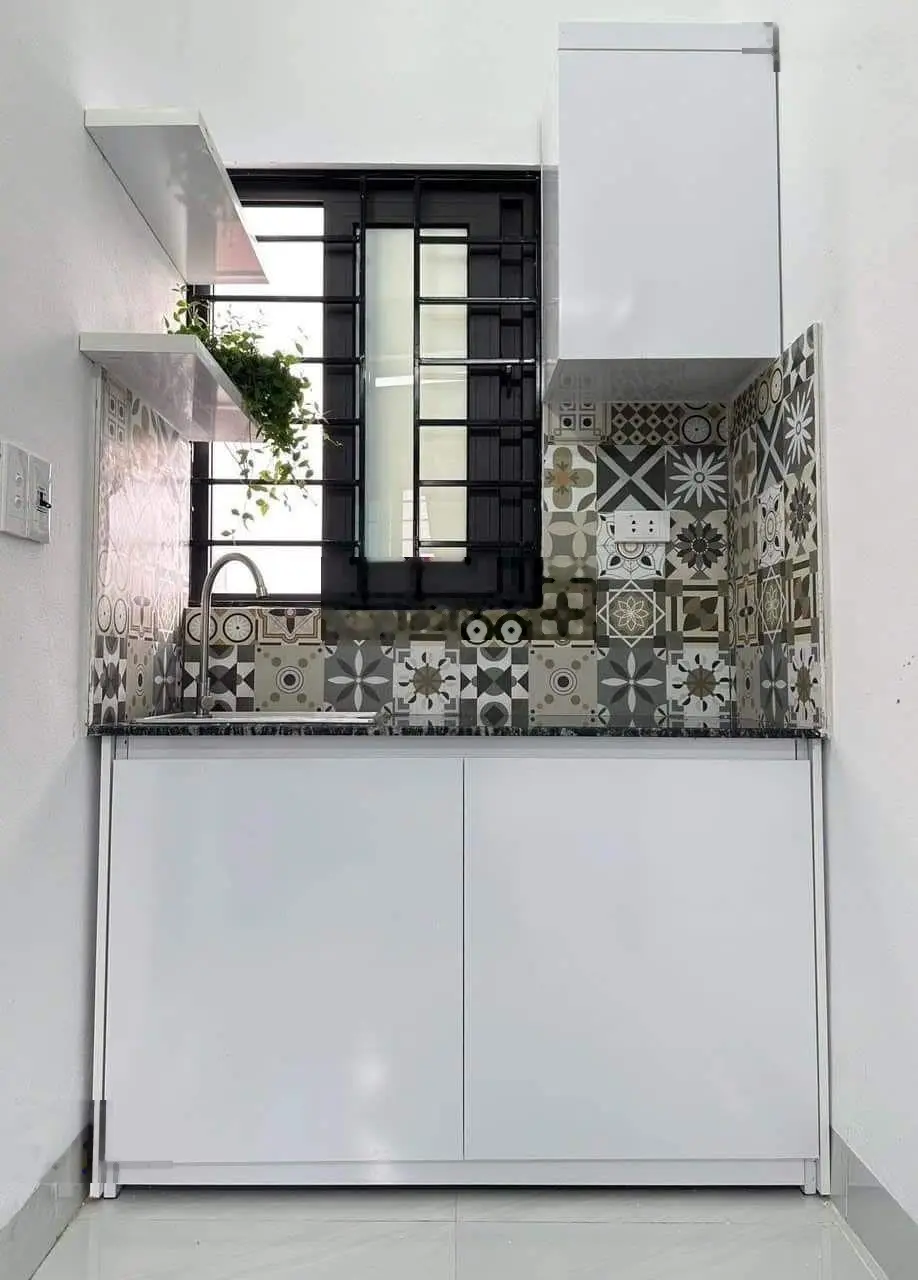 Bán CCMN 8 tầng ngõ 8 đường Lê Quang Đạo, tổng 18 phòng khép kín, ô tô vào nhà, đầy đủ GPXD và PCCC