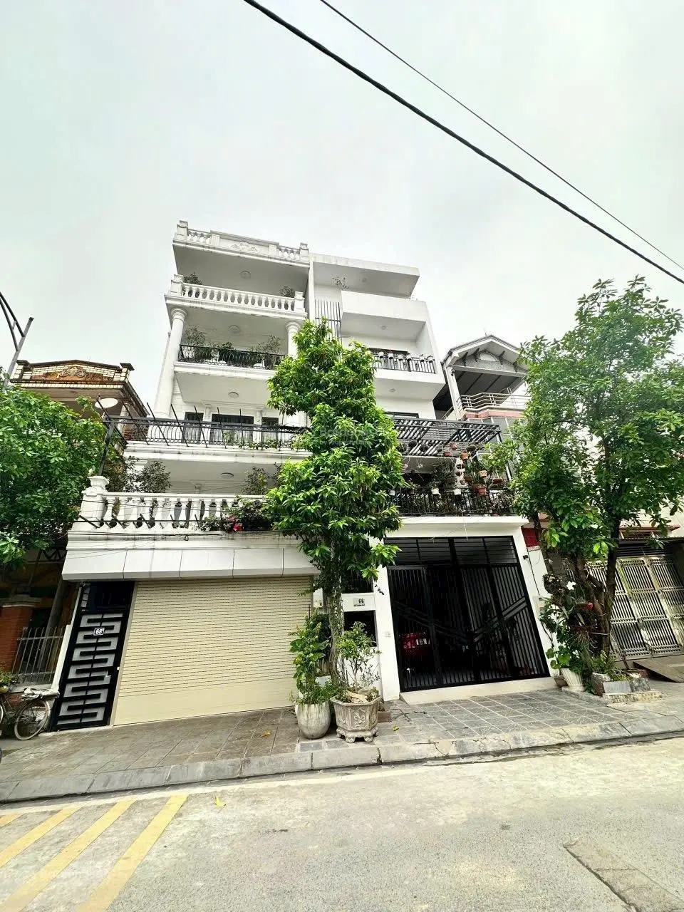 Nhà vip Lâm Hạ vỉa hè, kinh doanh, văn phòng, ở sướng, giá tốt cho khách thiện chí