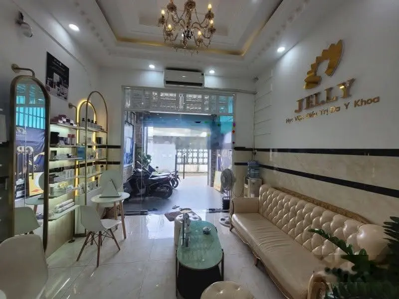 Mặt tiền đường hẻm 606 QL 13, Hiệp Bình Phước, TP Thủ Đức. Kế bên KDC Hồng Long. 64m2, giá 7.3 tỷ