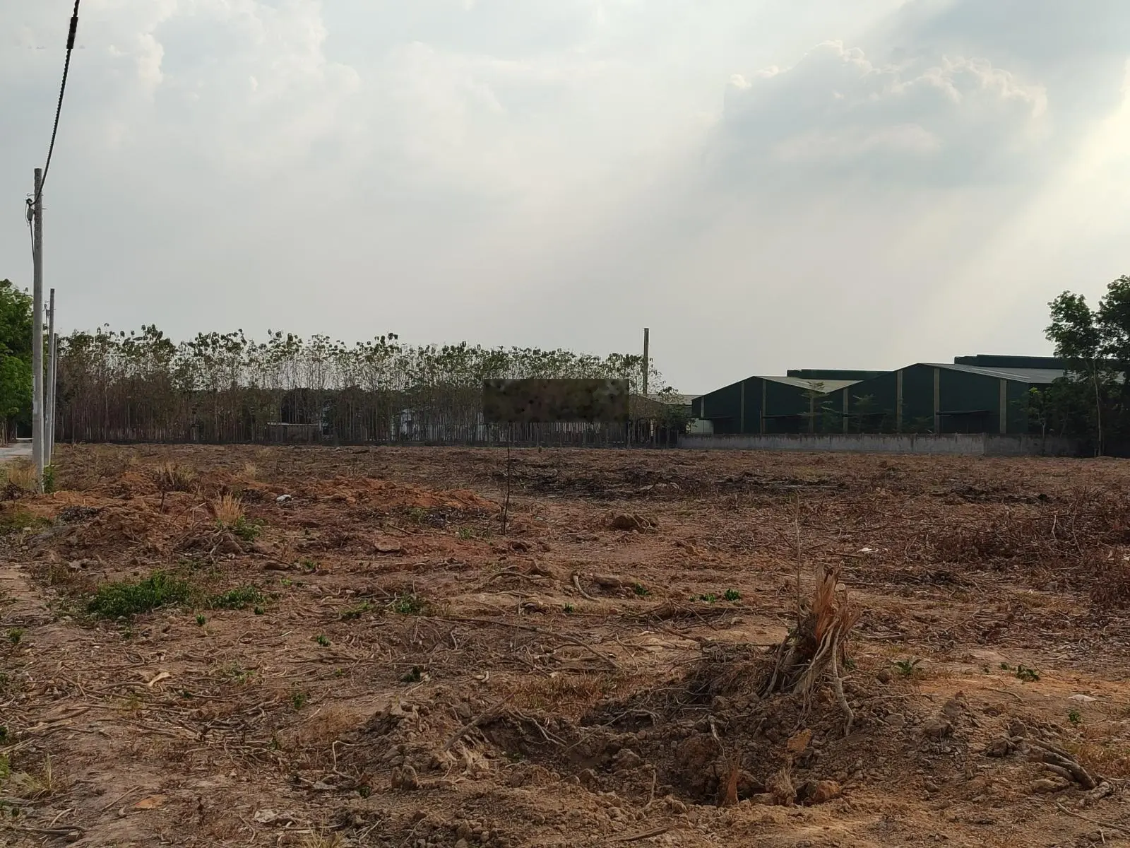 Gần chợ Chánh Lưu 175m2, thổ cư 60m2, sổ sẵn - Giá 950 triệu