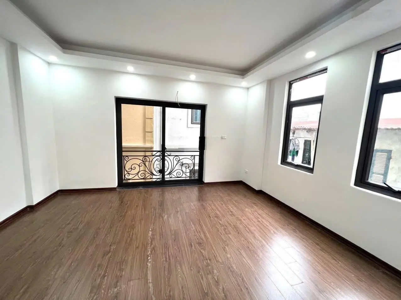 Bán Nhà Riêng tại Tả Thanh Oai, 8,5 tỷ, 40 m2, giá siêu hời, view đẹp