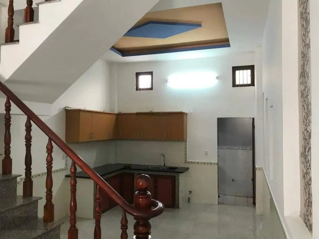 Nhà lầu trệt đường 8m gần đường Chiêu Liêu
