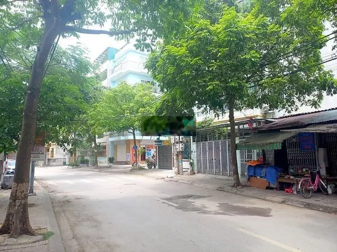 Cần bán 90m2xMT5m Đất MP Phú Xá –Vỉa hè rộng, ÔTÔ tránh, KD – Gía 17Tỷ