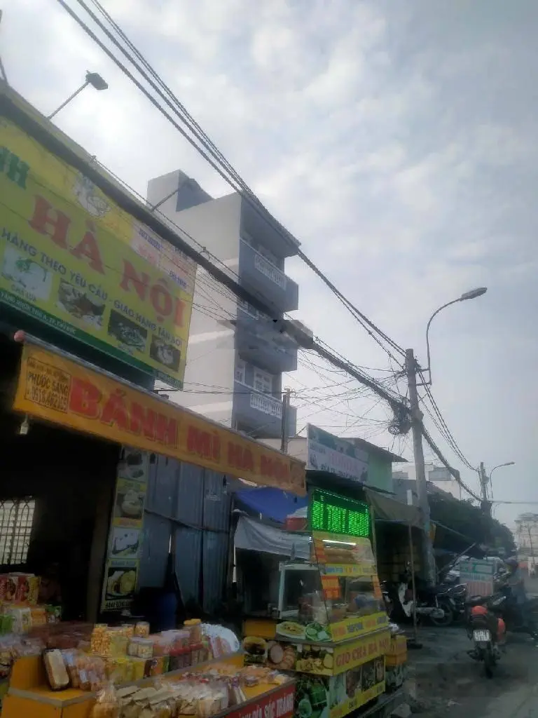 Bán nhà C4 309m2 mặt tiền Làng Tăng Phú Tăng Nhơn Phú A nhỉnh 20 tỷ