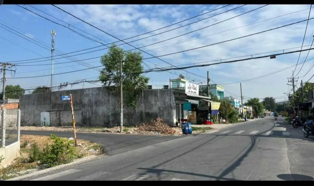 Ngộp bank bán cắt lỗ ra nhanh lô đất ở Tân Thông Hội Củ Chi 180m2 giá 1tỷ còn thương lượng