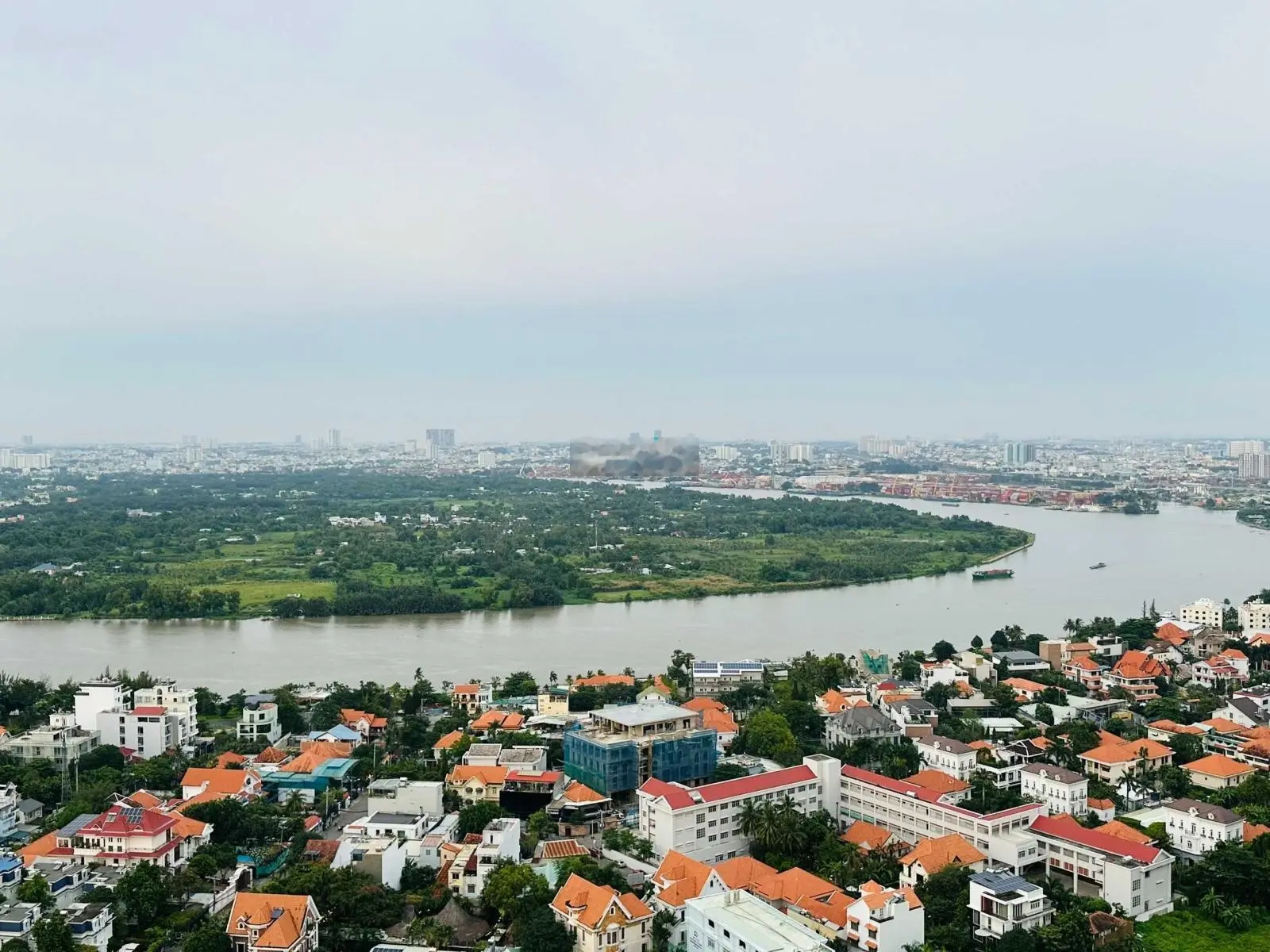 Bán căn 2 phòng ngủ giá 6,45 m2, tại Xa Lộ Hà Nội, phường Thảo Điền, quận 2