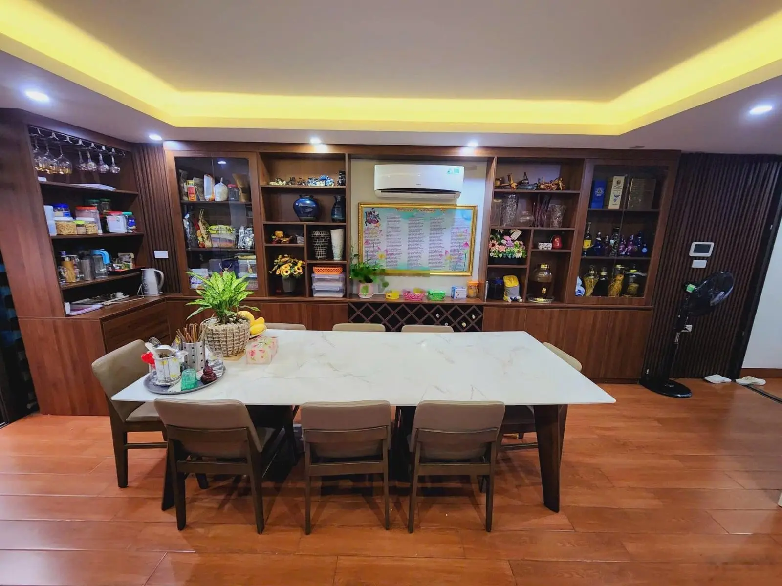Bán nhà liền kề Vạn Phúc, Hà Đông, kinh doanh, vỉa hè, ô tô tránh, 75m2, 5 tầng, giá 15,5 tỷ.