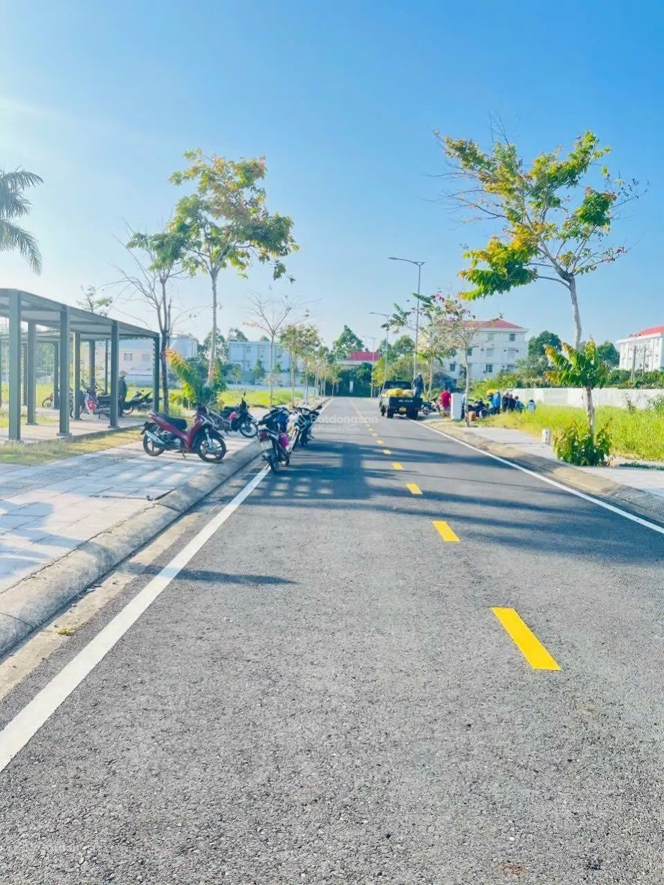 Sang hợp đồng giá lỗ cho khách đầu tư