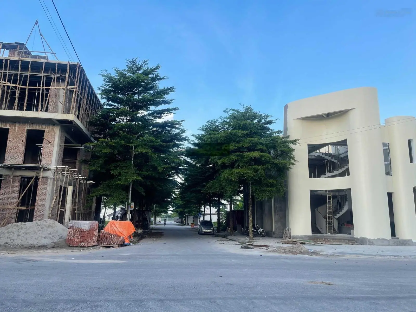 Chính chủ em bán đất đẹp đối diện cổng trường cấp 1 tại Vườn Sen Từ Sơn LH 0326 569 ***