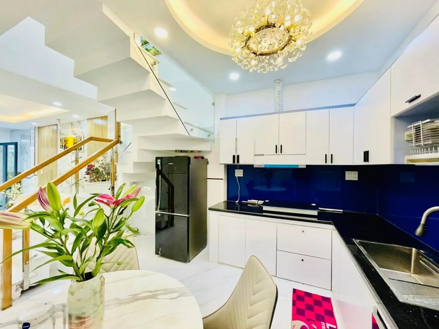 Còn sót cuối năm!! Nhà HXH Trần Văn Đang, P11, Quận 3. DT 39m2, Giá 2tỷ350, nhà đang trống, SHR