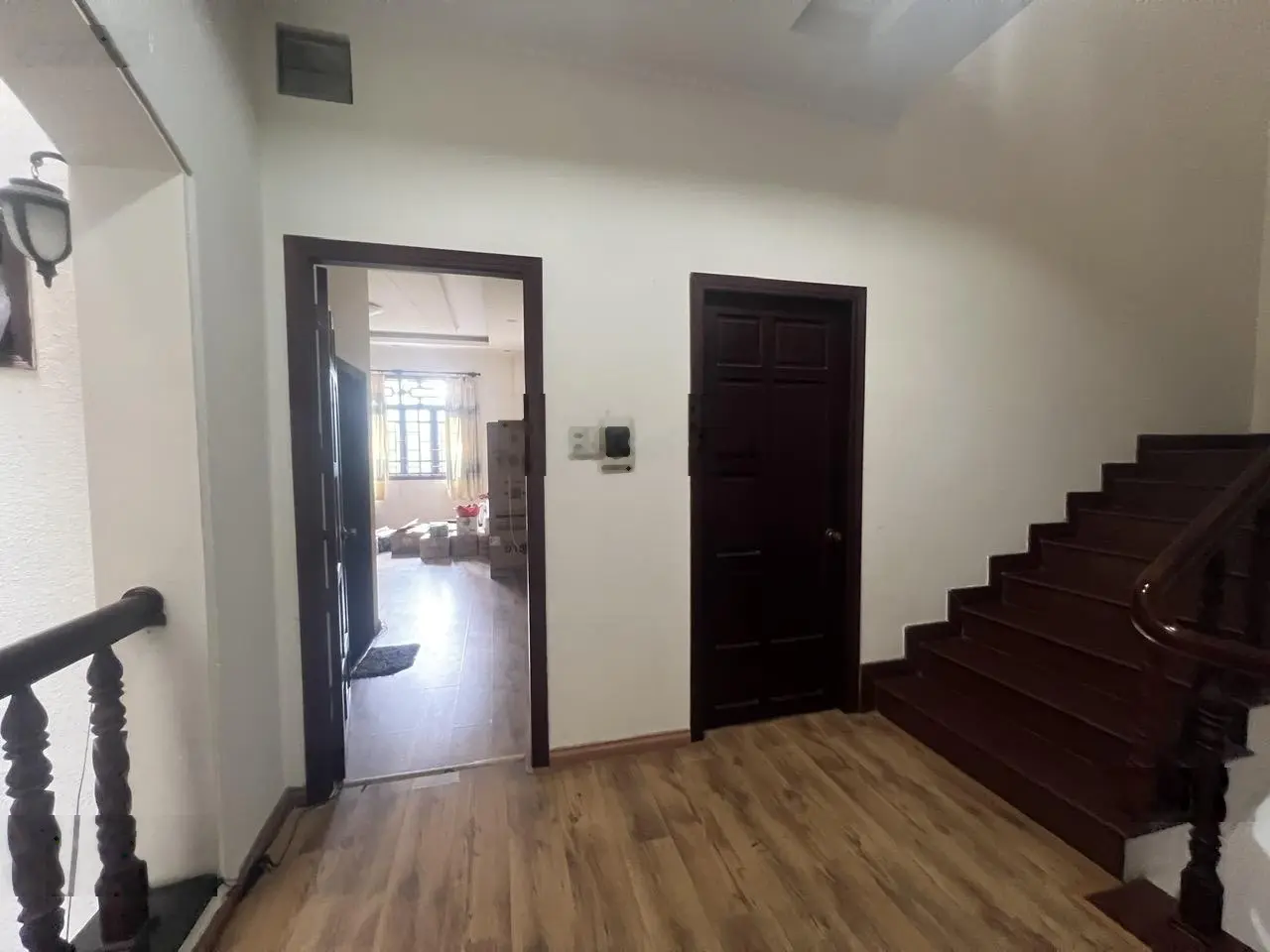 Bán nhà đường Xuân Thủy KDC Hồng Phát