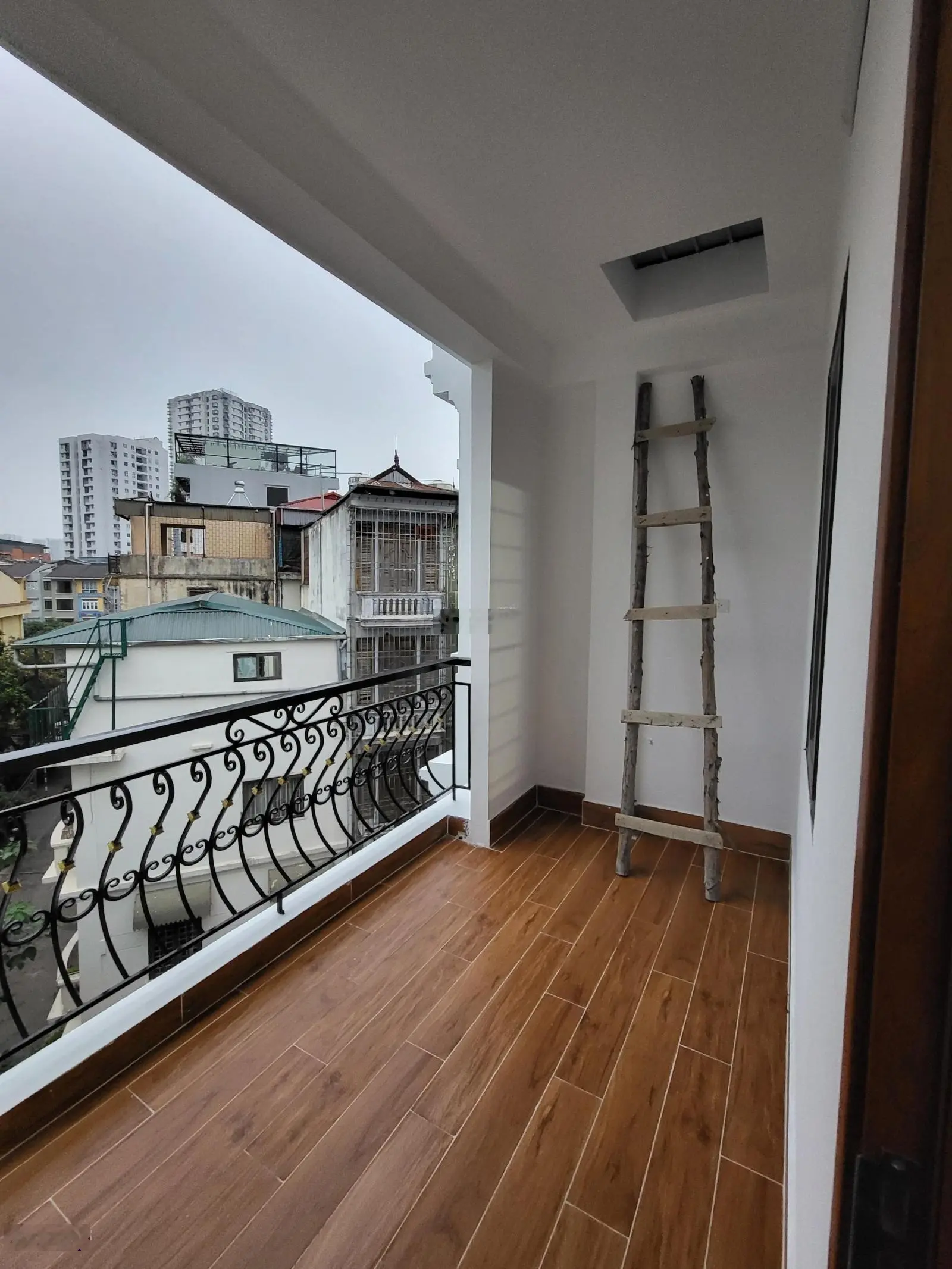 Bán gấp nhà riêng 34m2, 6,95 tỷ ở Lĩnh Nam, Hoàng Mai, Hà Nội
