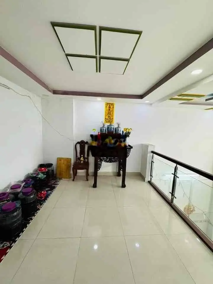 Bán nhà gần Emart Phan Huy Ích Gò Vấp, 60m2 chỉ 5.05 tỷ
