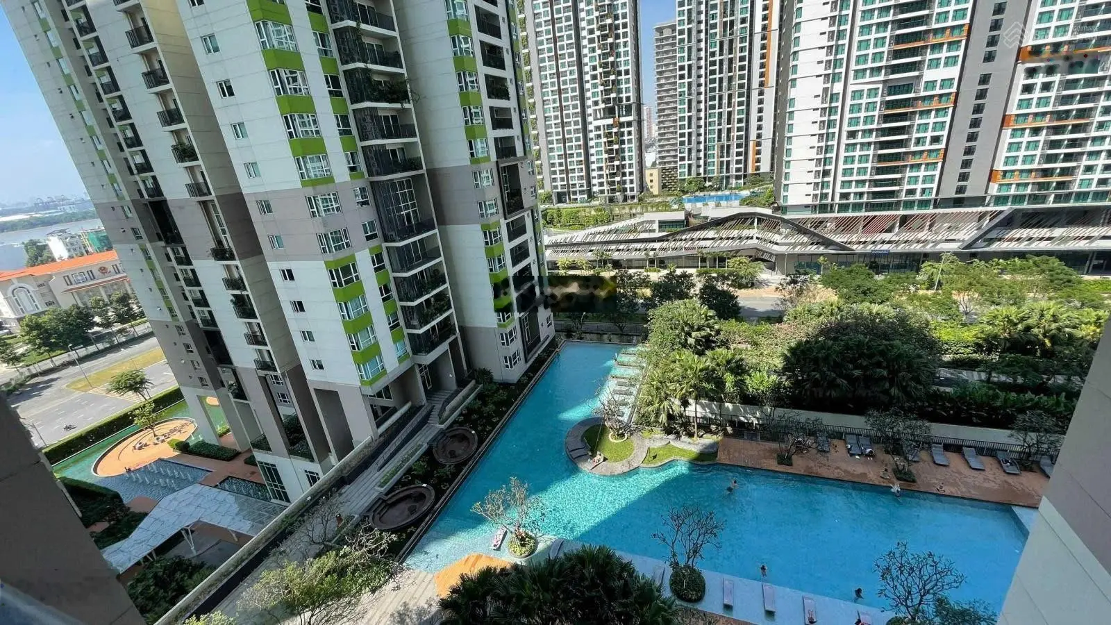 1PN giá tốt nhất Vista Verde, 53m2, nội thất siêu đẹp như hình, view hồ bơi, sẵn sổ 4.2 tỷ all - in