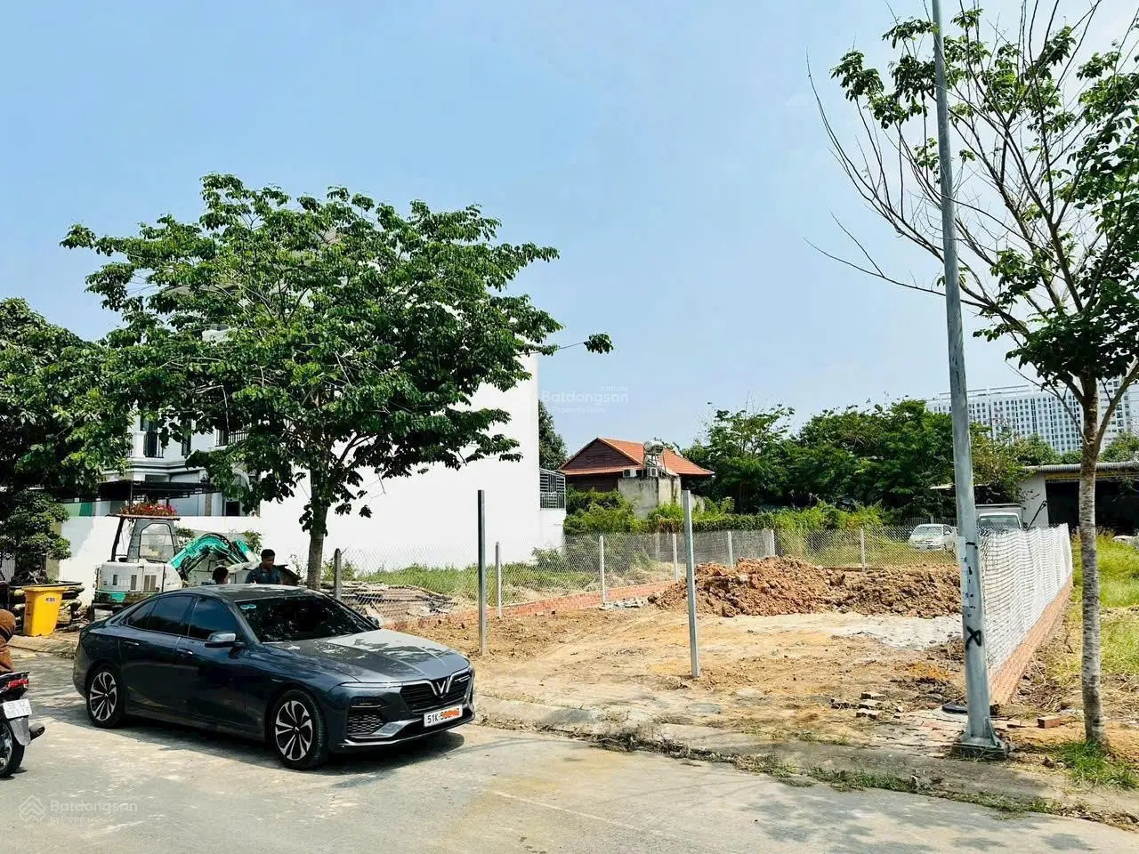 385,5m2(11mx35m) bán gấp đất mặt đường Đê Bao view sông Sài Gòn ngay cầu Phú Long sổ riêng, thổ cư
