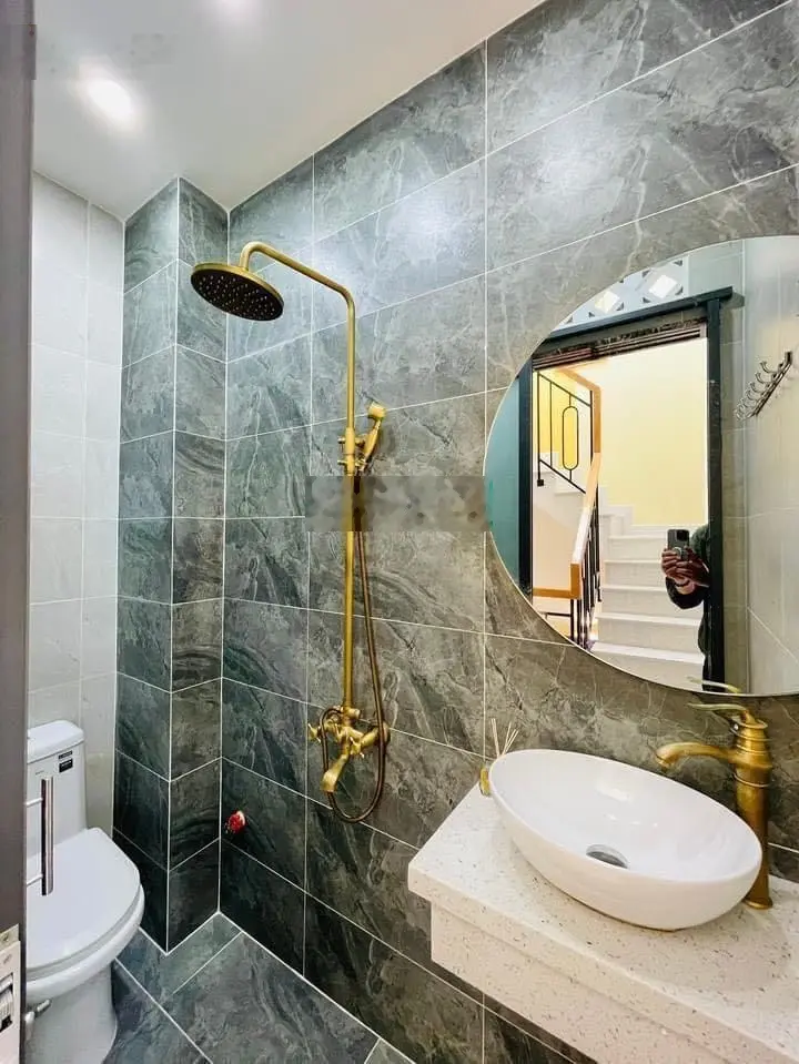 Bán gấp nhà HXH Đ. Lãnh Binh Thăng, P. 13, Quận 11, 75m2, sổ riêng, đang cho thuê 18tr/th
