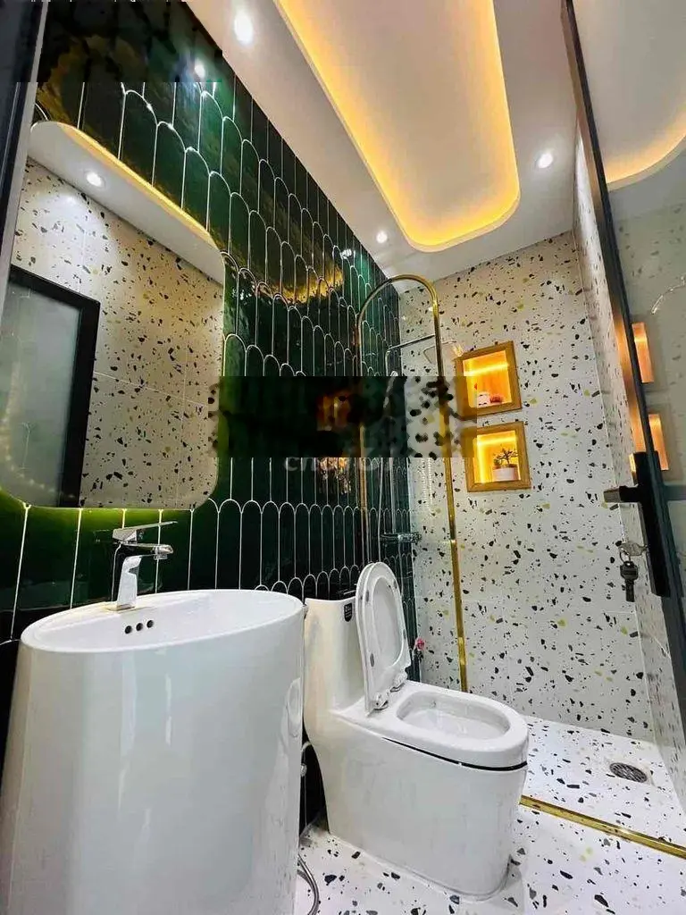 Chủ ngộp giảm sâu 50% cần ra gấp căn nhà , 1 trệt 1 lầu