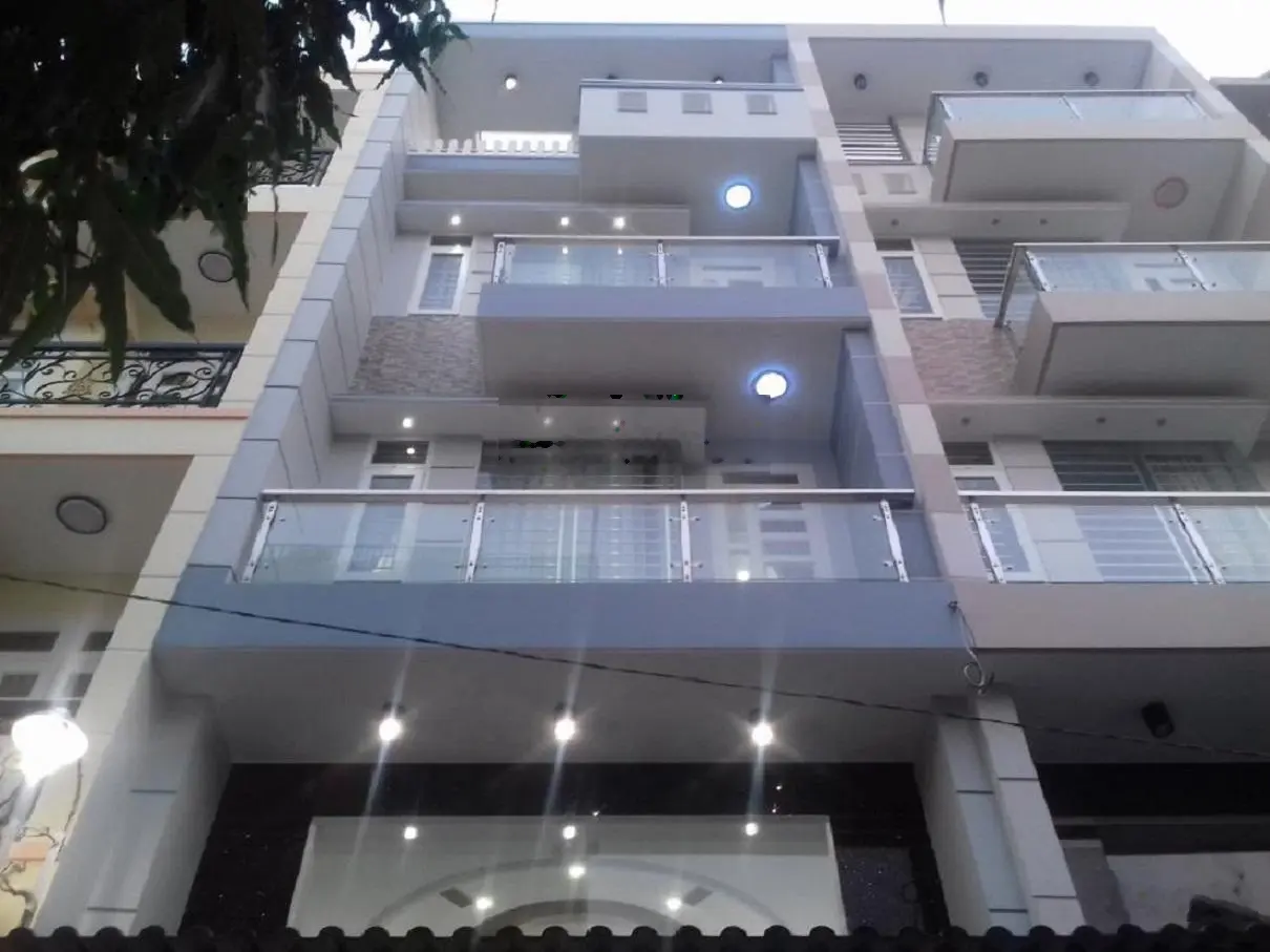 Bán nhà HXH 8m Thành Thái P.14, Q.10, (DT: 70m2) nhà 5 tầng sân thượng