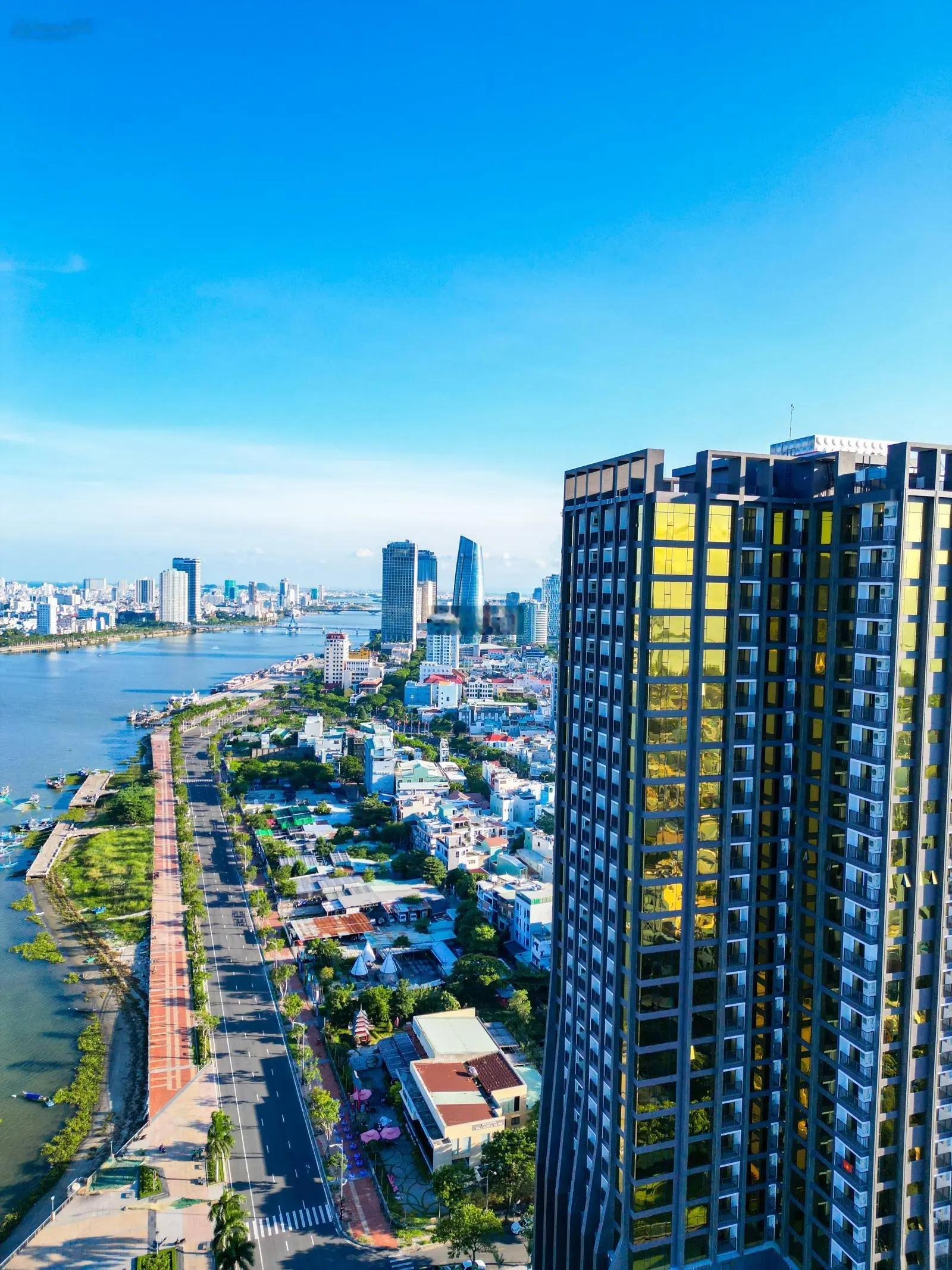 Duy nhất căn hộ SAM Towers DT 53.5m2, view trực diện sông Hàn, tầng cao đẹp thoáng, giá chỉ 3,7 tỷ