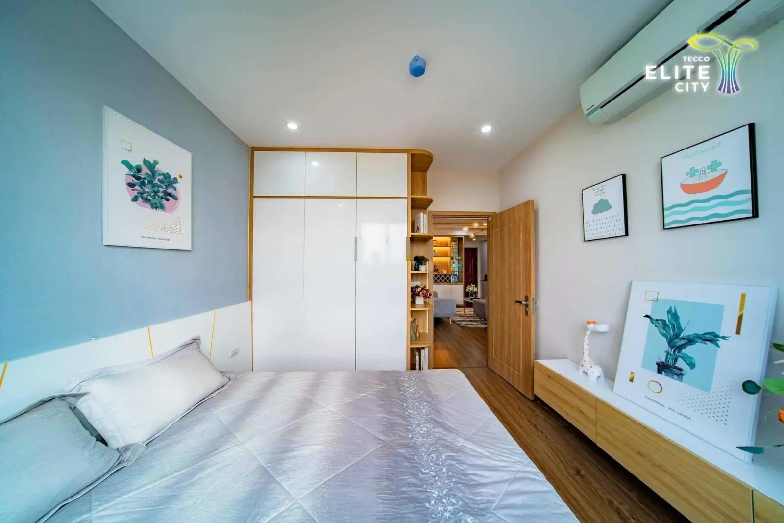 Cần bán gấp căn 2 ngủ 72m2 giá 1tỷ3 full đồ. Liên hệ ngay em Hoàng 0336 260 ***