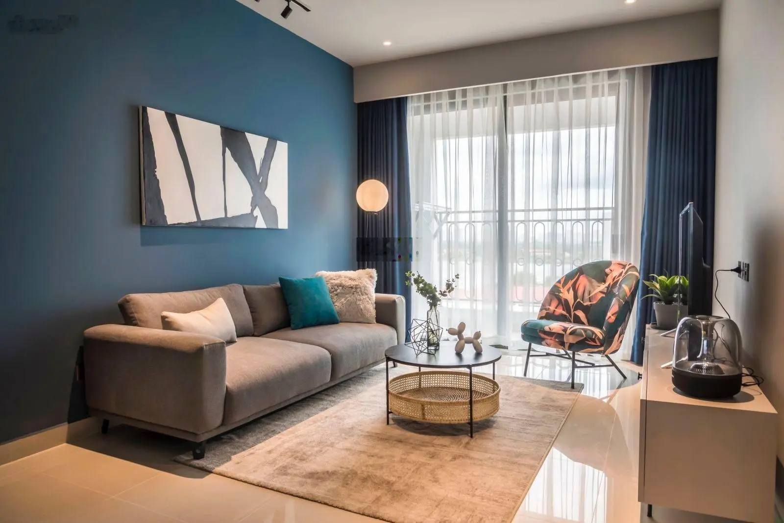 Bán gấp CH cao cấp Saigon Royal 86m2 - 2PN2WC. View sông SG. Full NT/ 8,2tỷ (bao gồm sổ, thuế phí)
