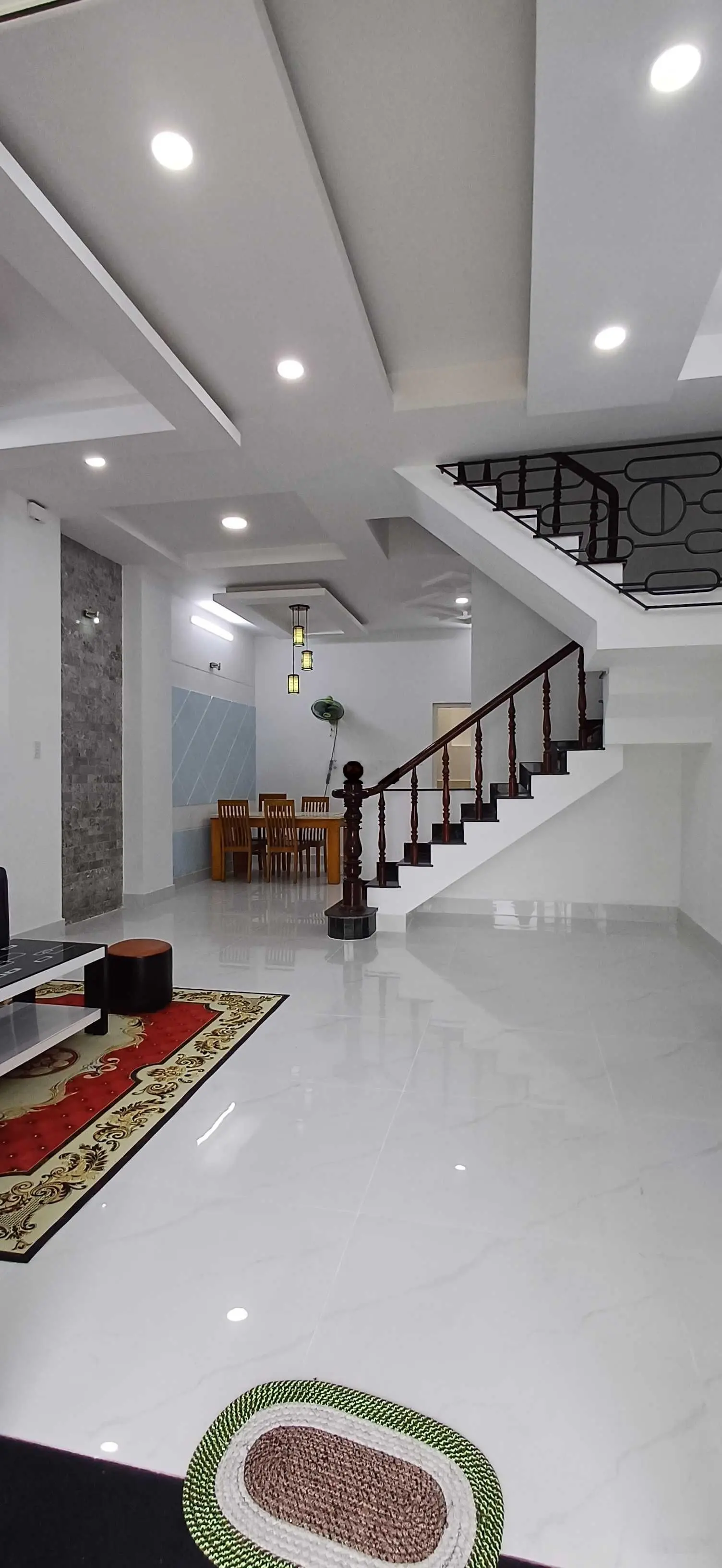 3.95 tỷ- Nhà 1trệt 1lầu- 5.26m* 12m- tx38- phường thạnh xuân- Q12 ( ngã tư ga- 2km)