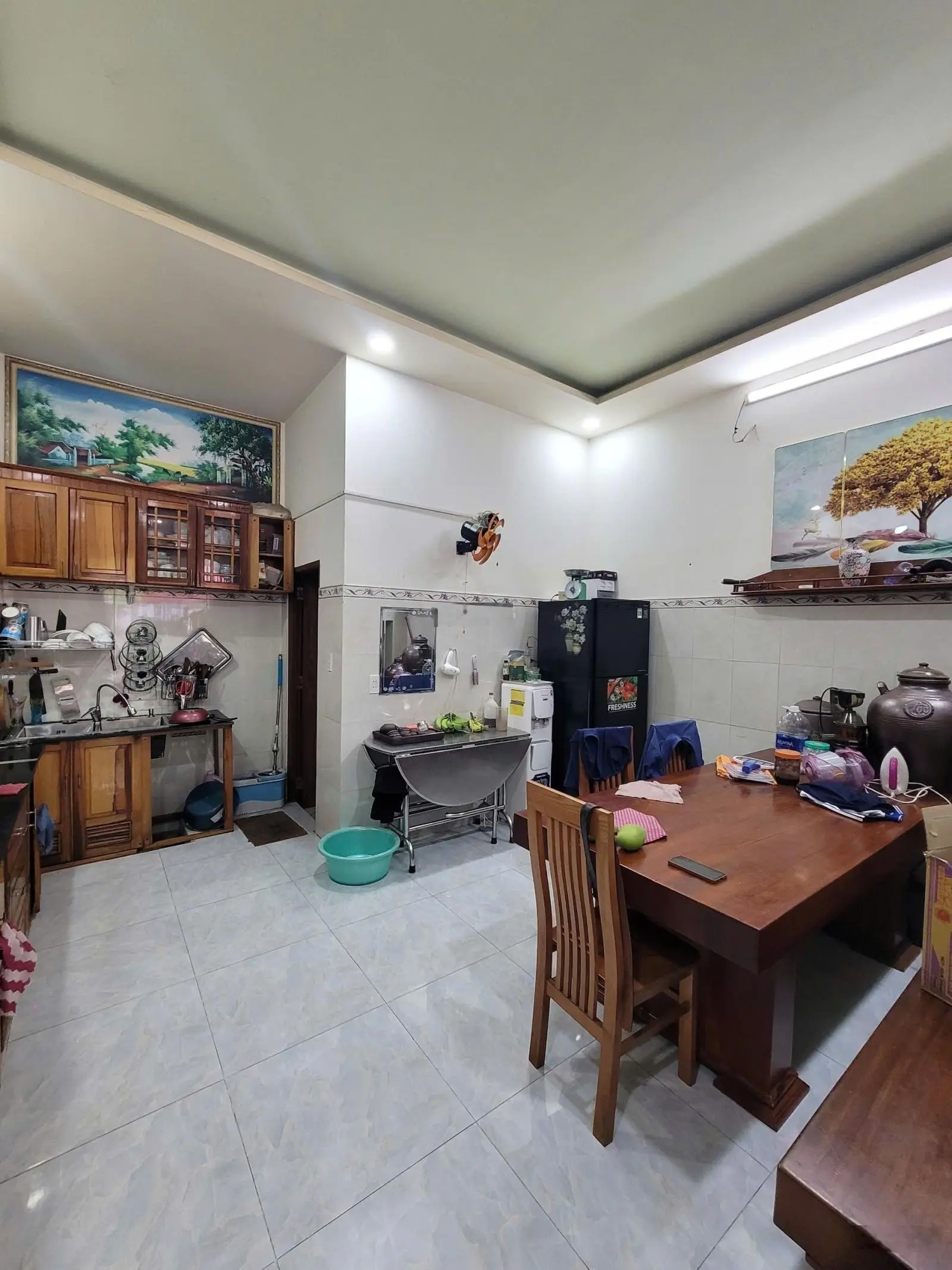 3 Lầu, 5x13m, 4.6 tỷ, mặt tiền kinh doanh, cách BigC Go 900m, 3PN, 3WC, khu dân trí cao, SHR