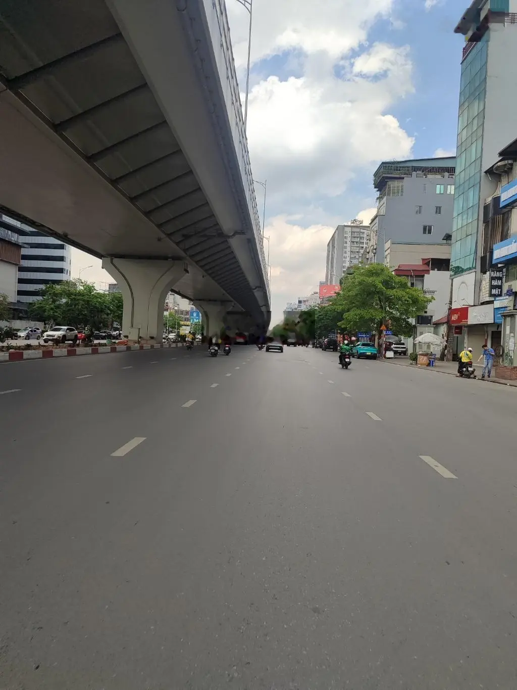 B.á.n đất 72m² tặng nhà kinh doanh ôtô dừng đỗ cất trong nhà, tt quận hai bà trưng
