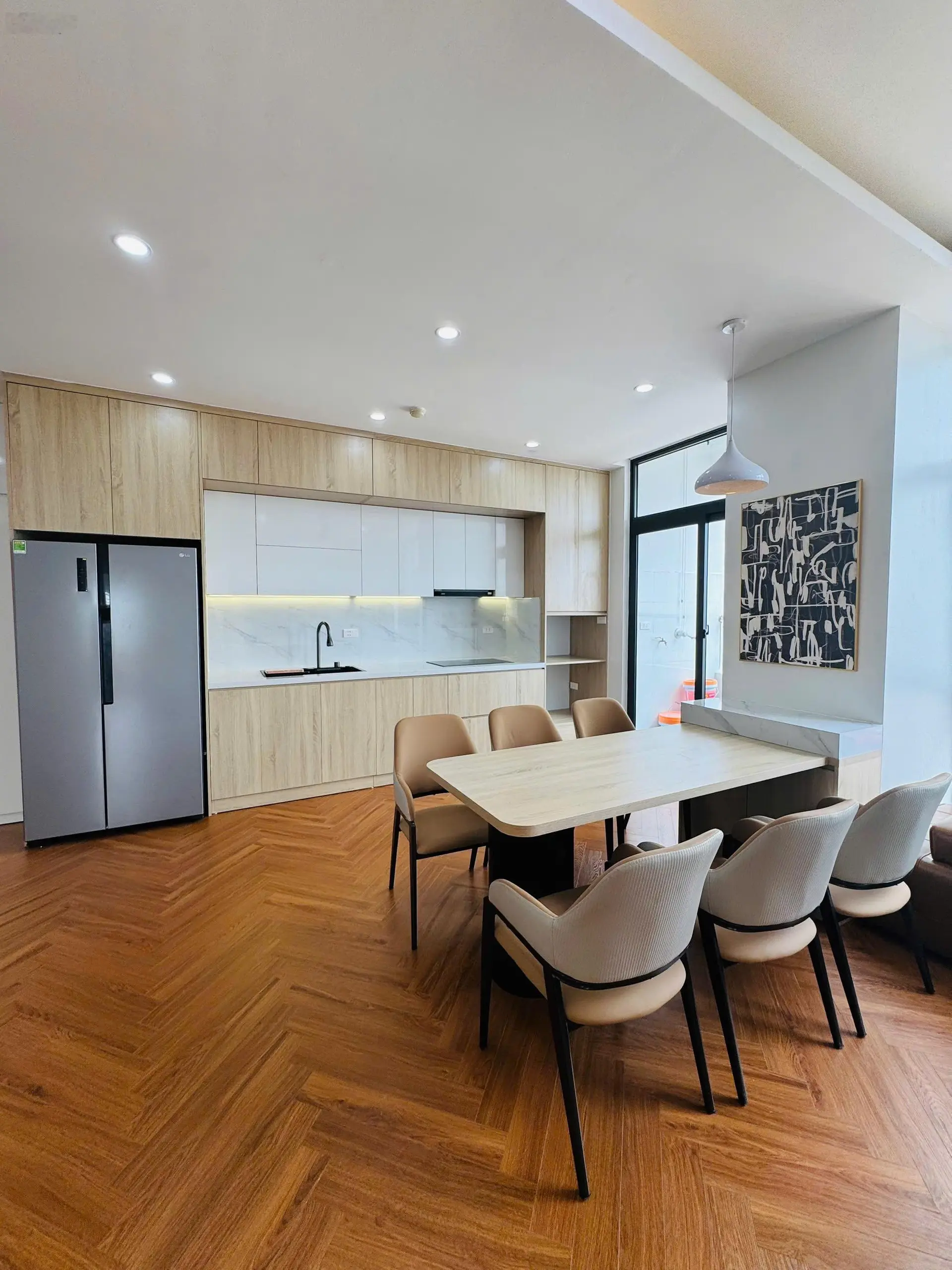 Em cần bán 3 ngủ tòa Licogi Đại Từ - Hoàng Mai. Diện tích 110 m2 thiết kế 3 ngủ 2 vệ sinh.DT:110m2